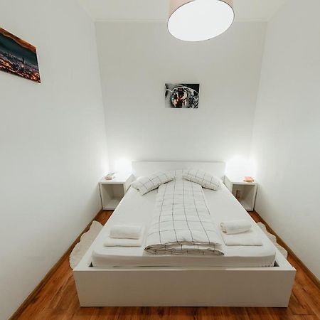 Apartament Dragoner Central Сибиу Екстериор снимка